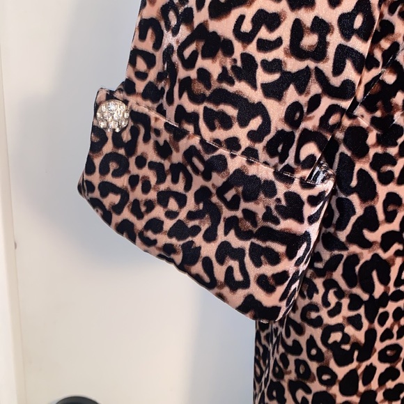 Touch Of Cyn By Cyndi Lauper Velvet Leopard Swing Coat - Picture 8 of 9